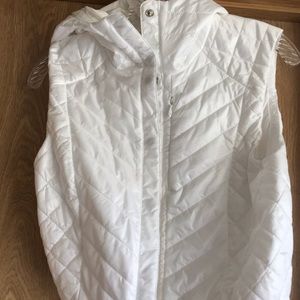 LULULEMON REVERSIBLE CROPPED HOODIE PUFFER VEST